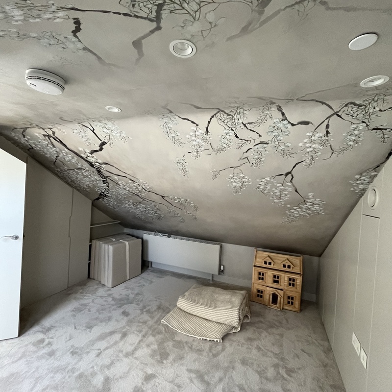Expert luxury wallpaper hanging and professional lining paper application in NW London